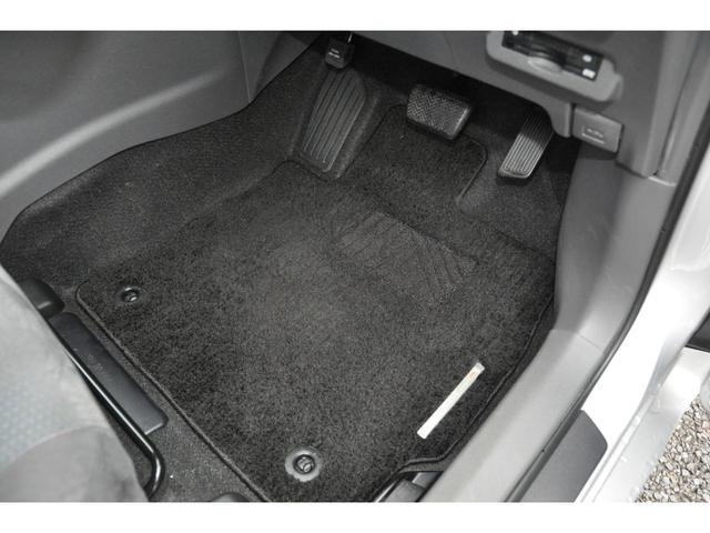 プリウスアルファ G 7人乗り 前後ドラレコ クルーズコントロール 3眼LEDヘッドライト(純正) メモリーナビ/フルセグTV/Bluetooth/CD/DVD/バックカメラ/ETC ウインカーミラー(電格式)(42枚目)