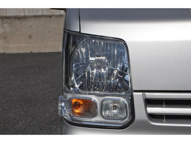 ＮＶ１００クリッパーバン ＤＸ　ＧＬセーフティパッケージ　エマージェンシーブレーキ（衝突軽減ブレーキ／横滑り防止／レーンキープアシスト）　メモリーナビ／フルＴＶ／Ｂｌｕｅｔｏｏｔｈ／ＤＶＤ／ＣＤ／ＥＴＣ　電動格納ミラー　後席ベンチシート　キーレスキー（24枚目）