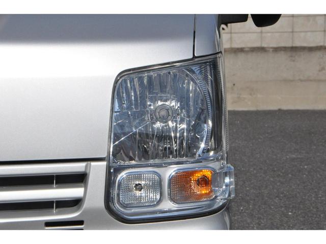 ＮＶ１００クリッパーバン ＤＸ　ＧＬセーフティパッケージ　エマージェンシーブレーキ（衝突軽減ブレーキ／横滑り防止／レーンキープアシスト）　メモリーナビ／フルＴＶ／Ｂｌｕｅｔｏｏｔｈ／ＤＶＤ／ＣＤ／ＥＴＣ　電動格納ミラー　後席ベンチシート　キーレスキー（25枚目）