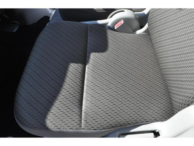 ＮＶ１００クリッパーバン ＤＸ　ＧＬセーフティパッケージ　エマージェンシーブレーキ（衝突軽減ブレーキ／横滑り防止／レーンキープアシスト）　メモリーナビ／フルＴＶ／Ｂｌｕｅｔｏｏｔｈ／ＤＶＤ／ＣＤ／ＥＴＣ　電動格納ミラー　後席ベンチシート　キーレスキー（44枚目）