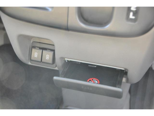 ＮＶ１００クリッパーバン ＤＸ　ＧＬセーフティパッケージ　エマージェンシーブレーキ（衝突軽減ブレーキ／横滑り防止／レーンキープアシスト）　メモリーナビ／フルＴＶ／Ｂｌｕｅｔｏｏｔｈ／ＤＶＤ／ＣＤ／ＥＴＣ　電動格納ミラー　後席ベンチシート　キーレスキー（49枚目）