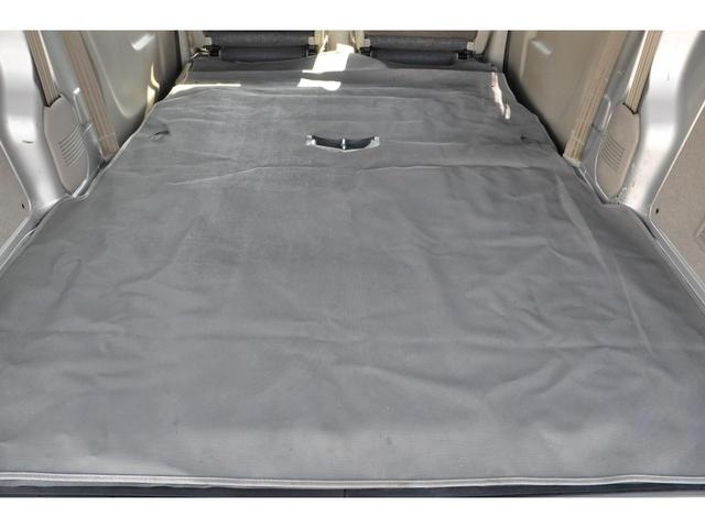 ＮＶ１００クリッパーバン ＤＸ　ＧＬセーフティパッケージ　エマージェンシーブレーキ（衝突軽減ブレーキ／横滑り防止／レーンキープアシスト）　メモリーナビ／フルＴＶ／Ｂｌｕｅｔｏｏｔｈ／ＤＶＤ／ＣＤ／ＥＴＣ　電動格納ミラー　後席ベンチシート　キーレスキー（56枚目）