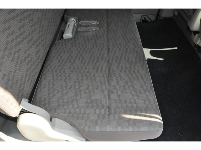 ＮＶ１００クリッパーバン ＤＸ　ＧＬセーフティパッケージ　エマージェンシーブレーキ（衝突軽減ブレーキ／横滑り防止／レーンキープアシスト）　メモリーナビ／フルＴＶ／Ｂｌｕｅｔｏｏｔｈ／ＤＶＤ／ＣＤ／ＥＴＣ　電動格納ミラー　後席ベンチシート　キーレスキー（59枚目）