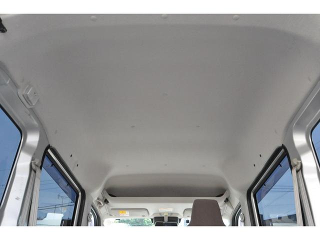 ＮＶ１００クリッパーバン ＤＸ　ＧＬセーフティパッケージ　エマージェンシーブレーキ（衝突軽減ブレーキ／横滑り防止／レーンキープアシスト）　メモリーナビ／フルＴＶ／Ｂｌｕｅｔｏｏｔｈ／ＤＶＤ／ＣＤ／ＥＴＣ　電動格納ミラー　後席ベンチシート　キーレスキー（64枚目）