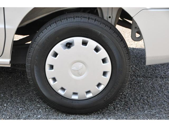 ＮＶ１００クリッパーバン ＤＸ　ＧＬセーフティパッケージ　エマージェンシーブレーキ（衝突軽減ブレーキ／横滑り防止／レーンキープアシスト）　メモリーナビ／フルＴＶ／Ｂｌｕｅｔｏｏｔｈ／ＤＶＤ／ＣＤ／ＥＴＣ　電動格納ミラー　後席ベンチシート　キーレスキー（73枚目）