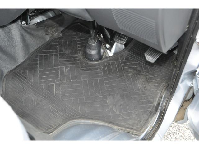 ハイゼットトラック ジャンボ 禁煙車 走28.820K メモリーナビ/1セグ/CD キーレス 社外13インチアルミ(2024年製ラジアルT) オートマ 3方開 ゲートプロテクター 鳥居 オーバーヘッドシェルフ(43枚目)