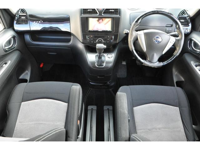 セレナ ライダー 1オーナー 両側パワスラ 8人乗り メモリーナビ/フルセグTV/バックカメラ/DVD/CD/ETC クルーズコントロール 社外17AW(2024年製ラジアルT)HIDヘッドライト/フォグライト(2枚目)