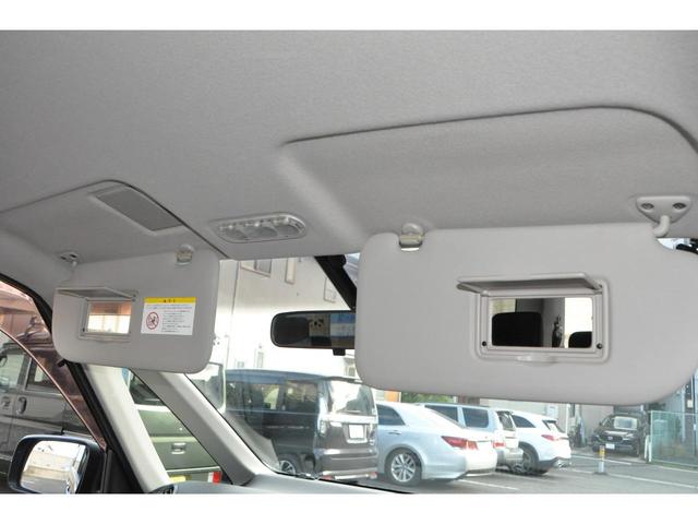 セレナ ライダー 1オーナー 両側パワスラ 8人乗り メモリーナビ/フルセグTV/バックカメラ/DVD/CD/ETC クルーズコントロール 社外17AW(2024年製ラジアルT)HIDヘッドライト/フォグライト(10枚目)