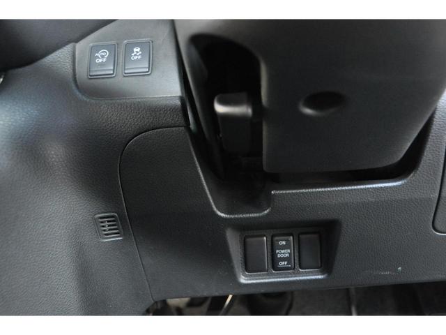 セレナ ライダー 1オーナー 両側パワスラ 8人乗り メモリーナビ/フルセグTV/バックカメラ/DVD/CD/ETC クルーズコントロール 社外17AW(2024年製ラジアルT)HIDヘッドライト/フォグライト(13枚目)