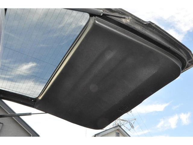 セレナ ライダー 1オーナー 両側パワスラ 8人乗り メモリーナビ/フルセグTV/バックカメラ/DVD/CD/ETC クルーズコントロール 社外17AW(2024年製ラジアルT)HIDヘッドライト/フォグライト(64枚目)