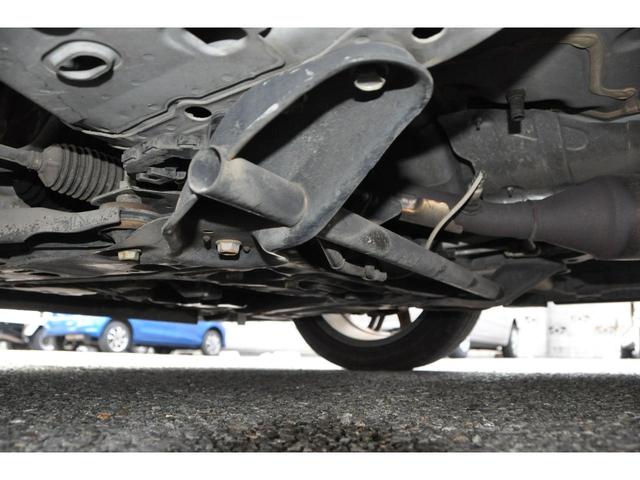 セレナ ライダー 1オーナー 両側パワスラ 8人乗り メモリーナビ/フルセグTV/バックカメラ/DVD/CD/ETC クルーズコントロール 社外17AW(2024年製ラジアルT)HIDヘッドライト/フォグライト(77枚目)