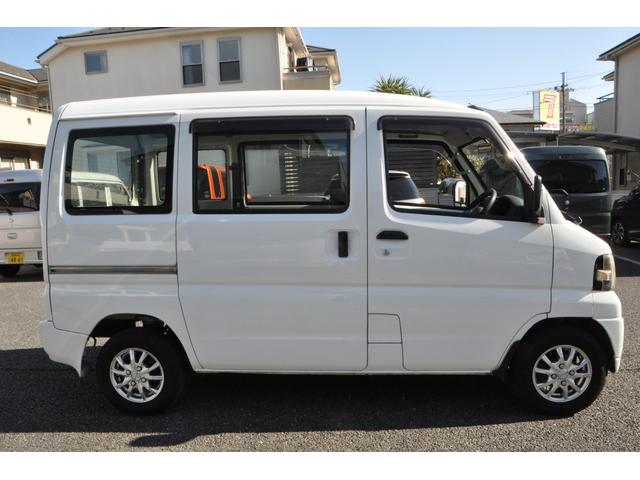 クリッパーバン DX 試乗OK タイミングベルト交換済み オートマ・パワステ・エアコン・集中ドアロック ハイルーフ 4人乗り/4ナンバー フロアマット&ドアバイザー(12枚目)