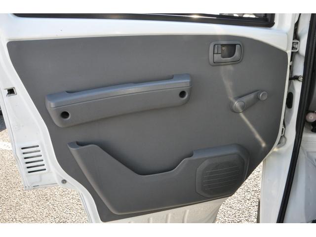 クリッパーバン DX 試乗OK タイミングベルト交換済み オートマ・パワステ・エアコン・集中ドアロック ハイルーフ 4人乗り/4ナンバー フロアマット&ドアバイザー(50枚目)