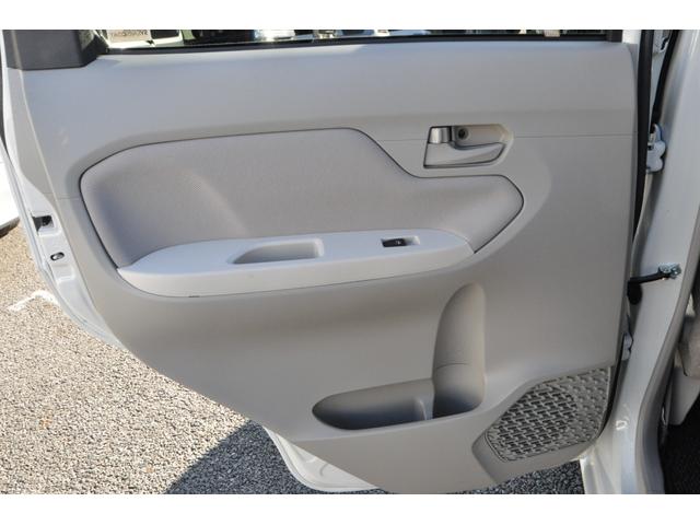 ステラ Ｌ　スマートアシスト　ワンオーナー　スマアシ（衝突軽減ブレーキ／横滑り防止機能／レーンキープアシスト／アイドリングＳＴＯＰ）　メモリーナビ／フルセグＴＶ／Ｂｌｕｅｔｏｏｔｈ／ＤＶＤ／ＣＤ／ＥＴＣ　ＬＥＤヘッドライト（68枚目）