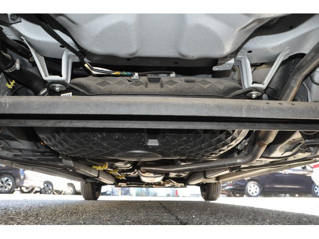 ステラ Ｌ　スマートアシスト　ワンオーナー　スマアシ（衝突軽減ブレーキ／横滑り防止機能／レーンキープアシスト／アイドリングＳＴＯＰ）　メモリーナビ／フルセグＴＶ／Ｂｌｕｅｔｏｏｔｈ／ＤＶＤ／ＣＤ／ＥＴＣ　ＬＥＤヘッドライト（76枚目）