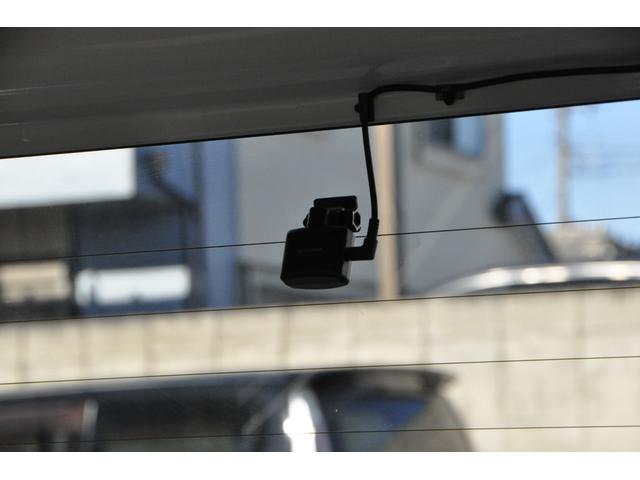NV100クリッパーバン DX GLセーフティパッケージ 切替式4WD 電格ミラー エマージェンシーブレーキ(衝突軽減ブレーキ/横滑り防止/レーンキープ) 前後ドラレコ メモリーナビ/フルセグTV/DVD/CD/ETC キーレスキー オーバーヘッドシェルフ(9枚目)