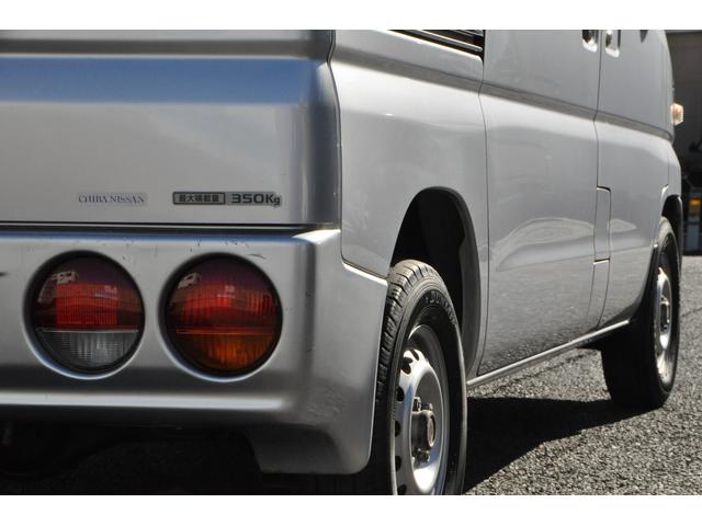 クリッパーバン DX オートマ・パワステ・エアコン・集中ドアロック キーレスK ヘッドライトレベライザー ハイルーフ 後席ベンチシート マット&バイザー付(17枚目)