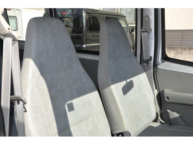 クリッパーバン DX オートマ・パワステ・エアコン・集中ドアロック キーレスK ヘッドライトレベライザー ハイルーフ 後席ベンチシート マット&バイザー付(31枚目)