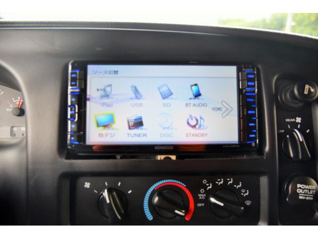 ダッジ・バン 　マッドグレー　フロントバイザー　１ナンバー登録　社外ナビ　フルセグＴＶ　バックカメラ　ＥＴＣ　リアベットキット　鉄ホール　セキュリティー　ドアバイザー　キーレス（20枚目）