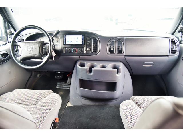 ダッジ・バン 　マッドグレー　フロントバイザー　１ナンバー登録　社外ナビ　フルセグＴＶ　バックカメラ　ＥＴＣ　リアベットキット　鉄ホール　セキュリティー　ドアバイザー　キーレス（27枚目）
