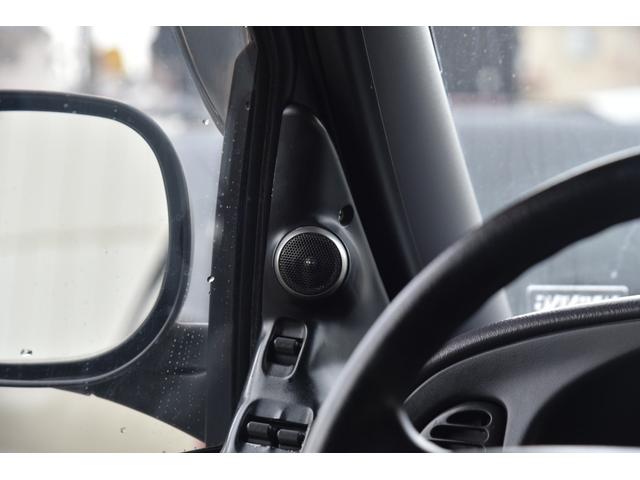 ダッジ・バン 　マッドグレー　フロントバイザー　１ナンバー登録　社外ナビ　フルセグＴＶ　バックカメラ　ＥＴＣ　リアベットキット　鉄ホール　セキュリティー　ドアバイザー　キーレス（32枚目）