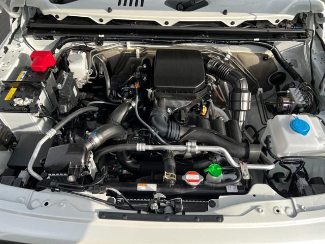 ジムニー ＸＣ　届出済未使用車　４型　セーフティーサポート　シートヒーター　クルーズコントロール（17枚目）