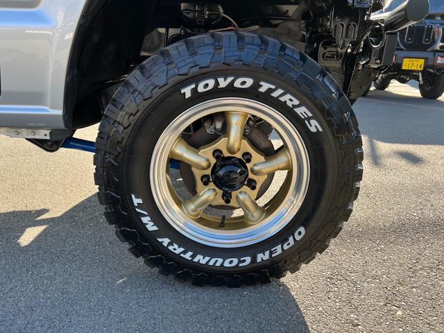 ジムニー ＸＬ　３インチリフトアップ　ハイパーチャンバー　柿本改マフラー　ヘリテージ前後バンパー　ディスプレイオーディオ　ＥＴＣ（19枚目）