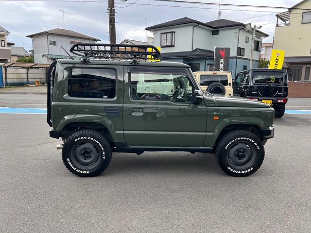 ジムニー ＸＣ　ＡＰＩＯタクティカル前後バンパー＆グリル　ＲＯＡＤＷＩＮ２０ｍｍサスキット　静香御前マフラー　リアラダー　ワイルドボアホイール　純正８インチフルセグナビ　バックカメラ　ドライブレコーダー　ＥＴＣ（6枚目）