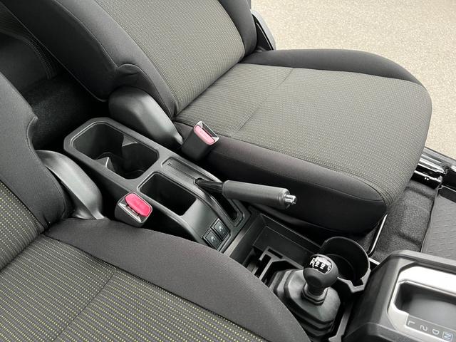 ジムニー ＸＣ　ＡＰＩＯタクティカル前後バンパー＆グリル　ＲＯＡＤＷＩＮ２０ｍｍサスキット　静香御前マフラー　リアラダー　ワイルドボアホイール　純正８インチフルセグナビ　バックカメラ　ドライブレコーダー　ＥＴＣ（54枚目）