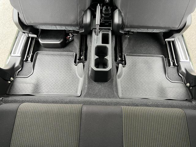 ジムニー ＸＣ　ＡＰＩＯタクティカル前後バンパー＆グリル　ＲＯＡＤＷＩＮ２０ｍｍサスキット　静香御前マフラー　リアラダー　ワイルドボアホイール　純正８インチフルセグナビ　バックカメラ　ドライブレコーダー　ＥＴＣ（65枚目）