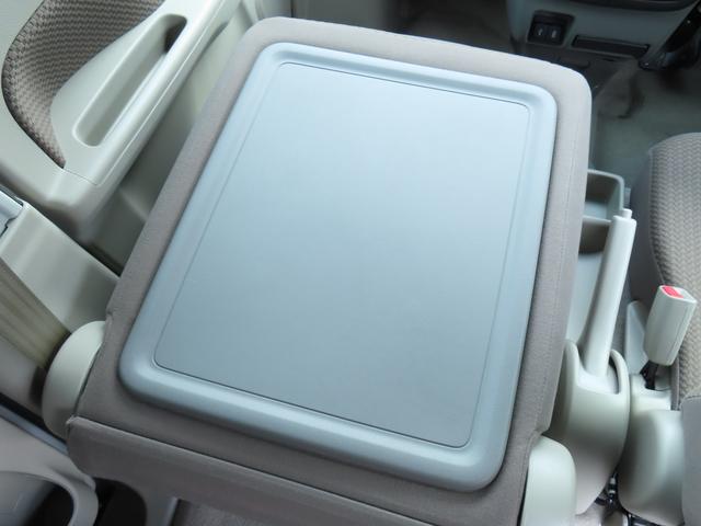 エブリイ ＪＯＩＮ　６型　４ＷＤ　マニュアル車　ディスプレイオーディオ　オートライト　スライドドア　禁煙車　スズキセーフティーサポート　ワンオーナー　衝突被害軽減システム　衝突安全ボディ　バックカメラ（24枚目）