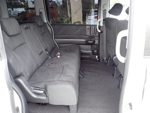 ステップワゴンスパーダ Z HDDナビエディション 1年間走行無制限保証付き スマートキー ナビ フルセグTV CD DVD バックカメラ ETC 両側自動ドア HIDライト オートライト パドルシフト 純正16インチアルミホイール タイミングチェーン(40枚目)