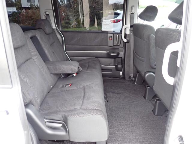 ステップワゴンスパーダ Z HDDナビエディション 1年間走行無制限保証付き スマートキー ナビ フルセグTV CD DVD バックカメラ ETC 両側自動ドア HIDライト オートライト パドルシフト 純正16インチアルミホイール タイミングチェーン(41枚目)