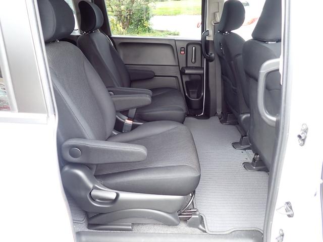 フリードハイブリッド ジャストセレクション 1年間走行無制限保証付き スマートキー ナビ TV Bluetooth CD DVD バックカメラ ETC 前後カメラドライブレコーダー 両側自動ドア クルーズコントロール HIDライト オートライト(45枚目)