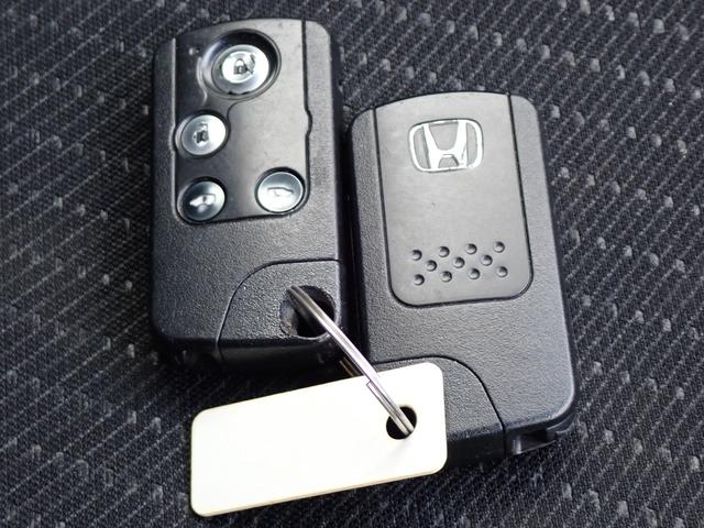 フリードハイブリッド ジャストセレクション 1年間走行無制限保証付き スマートキー ナビ TV Bluetooth CD DVD バックカメラ ETC 前後カメラドライブレコーダー 両側自動ドア クルーズコントロール HIDライト オートライト(58枚目)