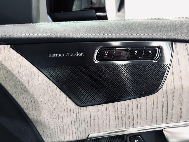 ＸＣ９０ Ｂ６　ＡＷＤ　インスクリプション　クライメートｐｋｇ／ｈａｒｍａｎ・ｋａｒｄｏｎサラウンド／Ｏｒｒｅｆｏｒｓ製クリスタルシフト／ＡＣＣ／ＨＵＤ／ＬＥＤヘッドライト／黒レザー／シートヒーター／シートベンチレーション／３６０°カメラ（33枚目）