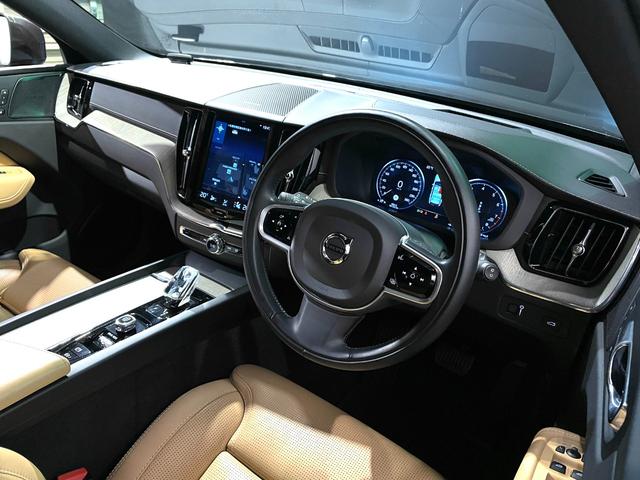 Ｂ５　ＡＷＤ　インスクリプション　クライメートｐｋｇ／Ｏｒｒｅｆｏｒｓ製クリスタルノブ／ｈａｒｍａｎ・ｋａｒｄｏｎサラウンド／ＨＵＤ／アンバーレザー／シートヒーター／ベンチレーション／パークアシスト／３６０°カメラ／パワーバックドア(13枚目)