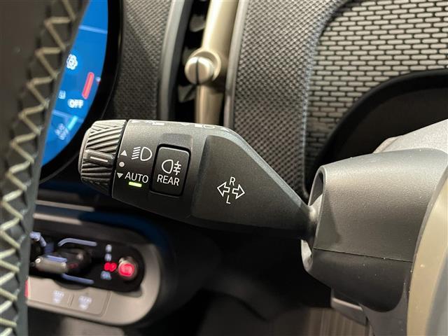 ＭＩＮＩ Ｓ　オール４　Ｍパッケージ★ｈａｒｍａｎ／ｋａｒｄｏｎ製ＨｉＦｉラウドスピーカー★クラシックトリム★ドライビングアシスタントプロフェッショナル★パーキングアシスタントプラス★ハイビームアシスタント★ヘッドアップＤ（20枚目）