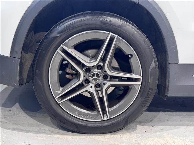 ＧＬＡクラス ＧＬＡ２００ｄ　４マチック　ＡＭＧライン　ＡＭＧライン／１９インチＡＭＧアルミホイール／パノラミックスライディングルーフ／レーダーセーフティｐｋｇ／ＡＣＣ／３６０カメラ／シートヒーター／パワーテールゲート／１０．２５インチディスプレイ／ＥＴＣ（9枚目）