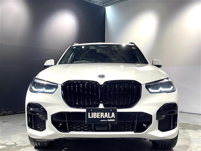 Ｘ５ ｘＤｒｉｖｅ　４０ｄ　Ｍスポーツ　電動パノラマサンルーフ／コンフォートｐｋｇ／ハイラインｐｋｇ／プラスｐｋｇ／フロントマッサージシート／ベンチレーション／純正２１インチＡＷ／保冷保温機能カップホルダー／３６０度カメラ／ＡＣＣ／ＨＵＤ（4枚目）