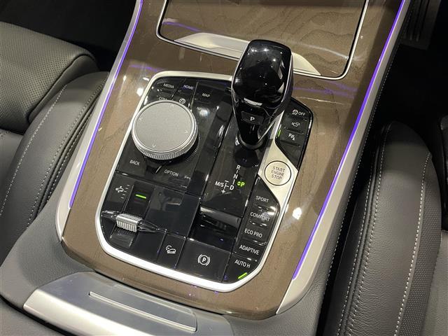 Ｘ５ ｘＤｒｉｖｅ　４０ｄ　Ｍスポーツ　電動パノラマサンルーフ／コンフォートｐｋｇ／ハイラインｐｋｇ／プラスｐｋｇ／フロントマッサージシート／ベンチレーション／純正２１インチＡＷ／保冷保温機能カップホルダー／３６０度カメラ／ＡＣＣ／ＨＵＤ（34枚目）