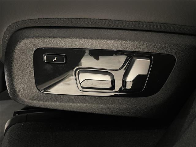 Ｘ５ ｘＤｒｉｖｅ　４０ｄ　Ｍスポーツ　電動パノラマサンルーフ／コンフォートｐｋｇ／ハイラインｐｋｇ／プラスｐｋｇ／フロントマッサージシート／ベンチレーション／純正２１インチＡＷ／保冷保温機能カップホルダー／３６０度カメラ／ＡＣＣ／ＨＵＤ（40枚目）