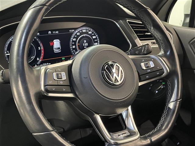 ティグアン TDI 4モーション Rライン チルト&テレスコピックステアリング/パワーテールゲート/インテリアアンビエントライト/カミングホーム&リービングホーム/シートヒーター(D/N)/パワーテールゲート/シートヒーター(D/N)/ETC(11枚目)