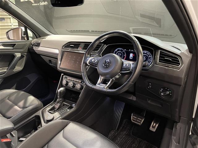 ティグアン TDI 4モーション Rライン チルト&テレスコピックステアリング/パワーテールゲート/インテリアアンビエントライト/カミングホーム&リービングホーム/シートヒーター(D/N)/パワーテールゲート/シートヒーター(D/N)/ETC(20枚目)