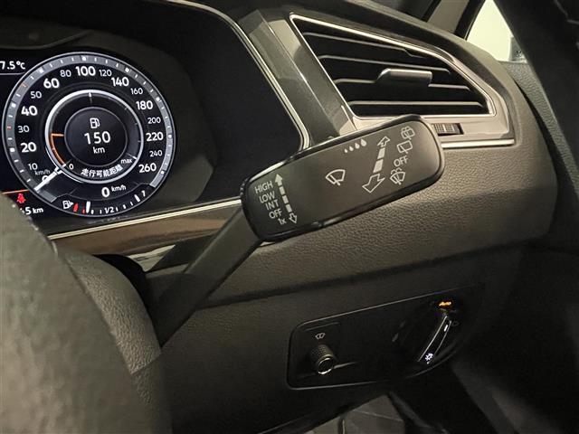 ティグアン TDI 4モーション Rライン チルト&テレスコピックステアリング/パワーテールゲート/インテリアアンビエントライト/カミングホーム&リービングホーム/シートヒーター(D/N)/パワーテールゲート/シートヒーター(D/N)/ETC(24枚目)