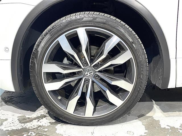 ティグアン TDI 4モーション Rライン チルト&テレスコピックステアリング/パワーテールゲート/インテリアアンビエントライト/カミングホーム&リービングホーム/シートヒーター(D/N)/パワーテールゲート/シートヒーター(D/N)/ETC(33枚目)