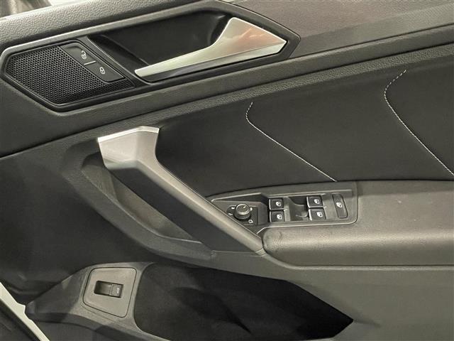 ティグアン TDI 4モーション Rライン チルト&テレスコピックステアリング/パワーテールゲート/インテリアアンビエントライト/カミングホーム&リービングホーム/シートヒーター(D/N)/パワーテールゲート/シートヒーター(D/N)/ETC(35枚目)