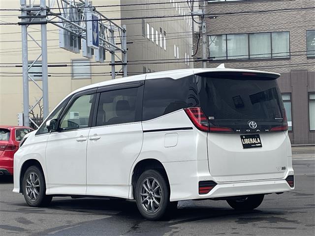 ノア ハイブリッドＳ－Ｚ　純正ナビ　バックカメラ　両側パワスラ（27枚目）