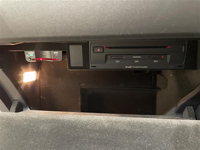 TTSクーペ 2.0TFSI クワトロ 純正ナビ フルセグTV バックカメラ フロントカメラ レザーシート 前席シートヒーター ACC ETC LEDヘッドライト コーナーセンサー(28枚目)