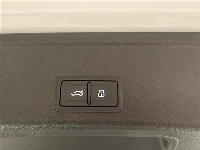 A4オールロードクワトロ ベースグレード ☆パノラマサンルーフ☆ラグジュアリーパッケージ☆アシスタンスパッケージ☆マトリクスLEDヘッドライトPKG☆純正ナビ☆フルセグTV☆前後ドラレコ☆社外レーダー☆BANG&OLUFSENサウンド(29枚目)